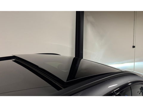 Mercedes-Benz C-Klasse 220 d 4MATIC AMG Mild Hybride PANO KEYLESS