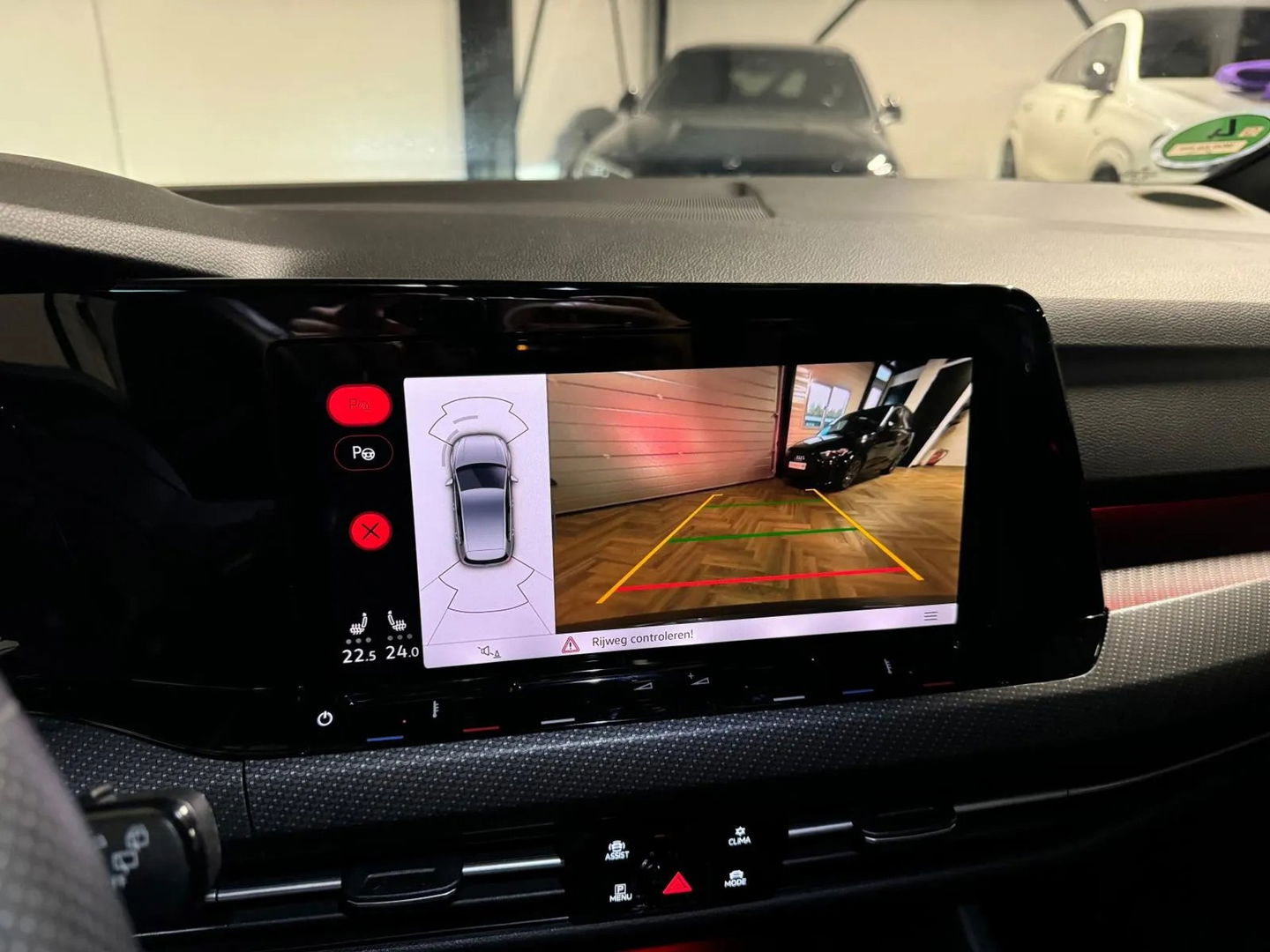 Volkswagen Golf 1.5 eTSI R-Line