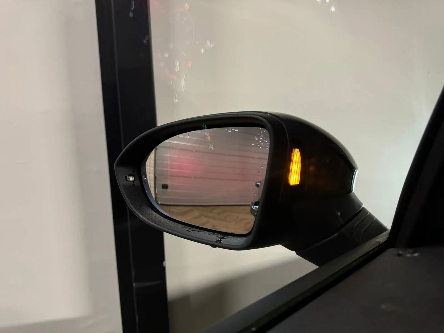 Volkswagen Golf 1.5 eTSI R-Line