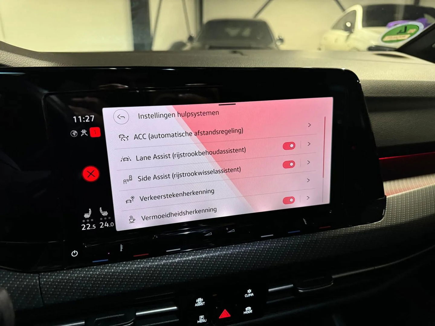 Volkswagen Golf 1.5 eTSI R-Line