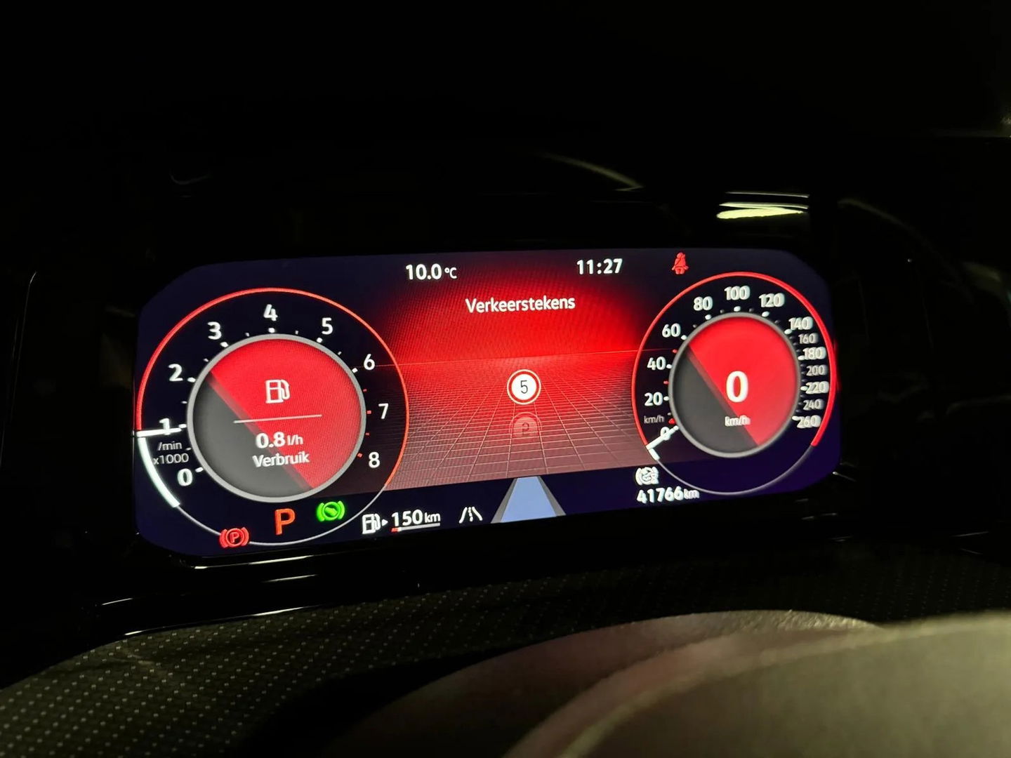 Volkswagen Golf 1.5 eTSI R-Line