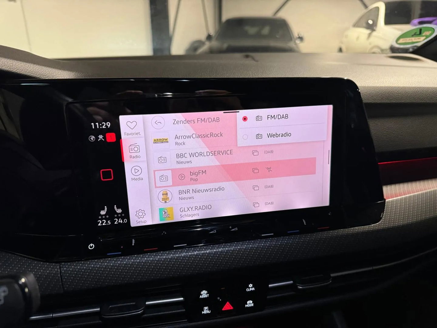 Volkswagen Golf 1.5 eTSI R-Line