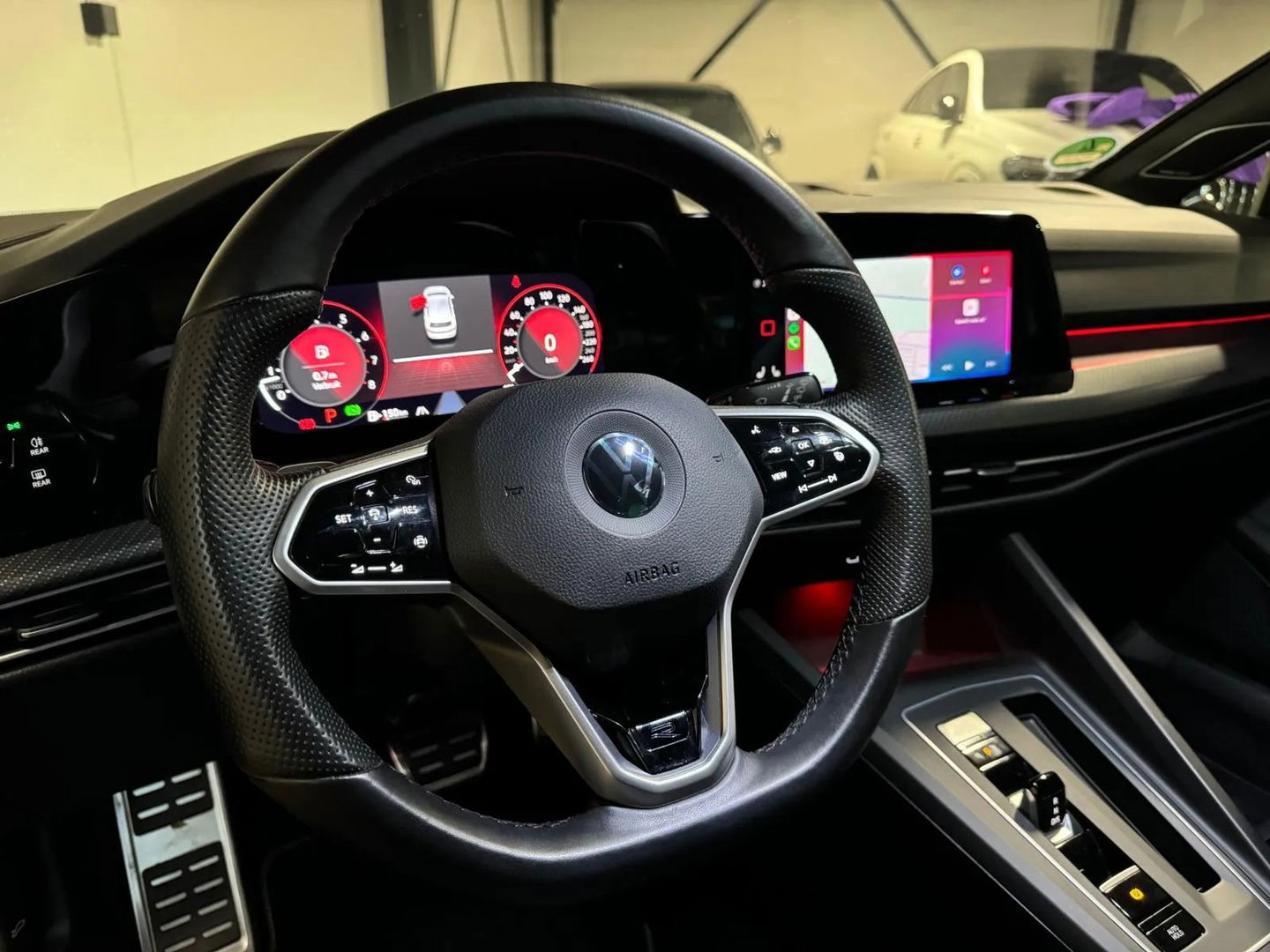 Volkswagen Golf 1.5 eTSI R-Line