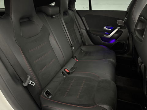 Mercedes-Benz CLA-Klasse Shooting brake 250 e AMG Night | SOH 97% | Pano | Sfeerverl. | Burmester | Virtual | Camera | Trekh. | Carplay | Adaptive Cruise