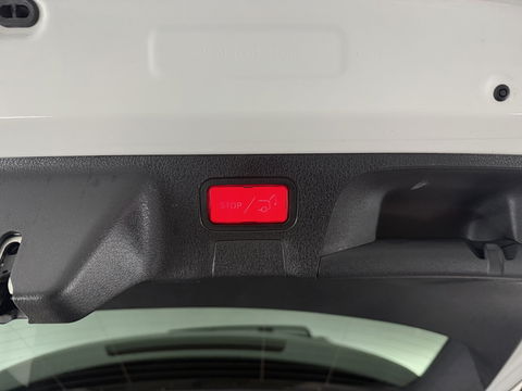 Mercedes-Benz CLA-Klasse Shooting brake 250 e AMG Night | SOH 97% | Pano | Sfeerverl. | Burmester | Virtual | Camera | Trekh. | Carplay | Adaptive Cruise