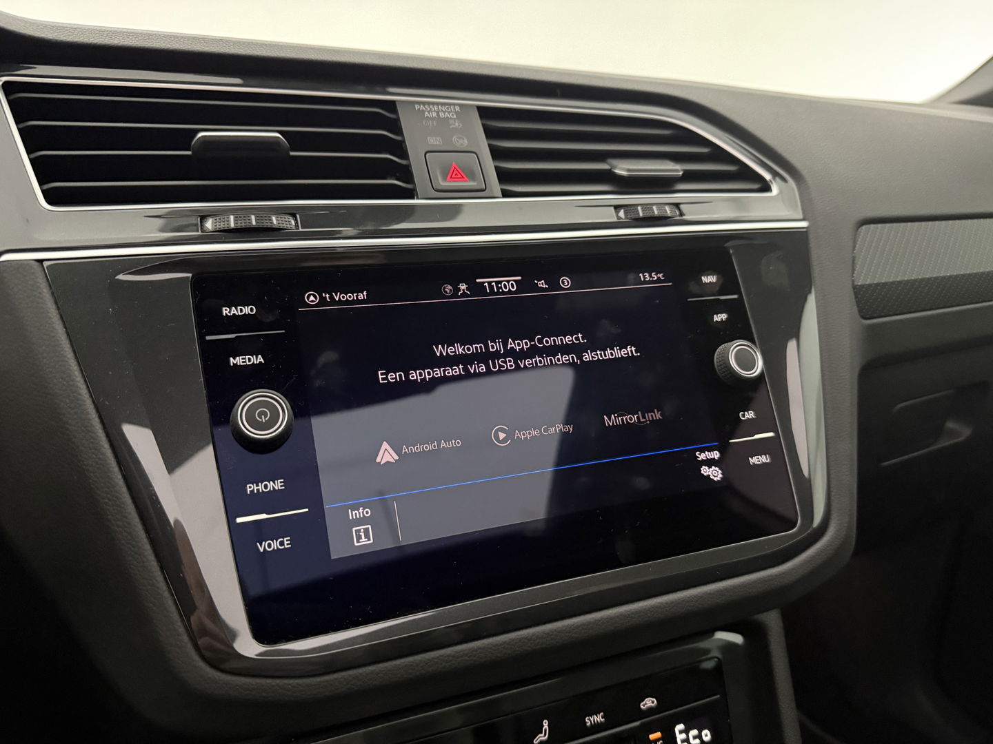 Volkswagen Tiguan 1.4 TSI eHybrid 245PK R-Line Black Style | SOH 86% | Pano | Virtual | Adap. Cruise | Sfeer | Carplay | Keyless | Stoelverw. | NAP