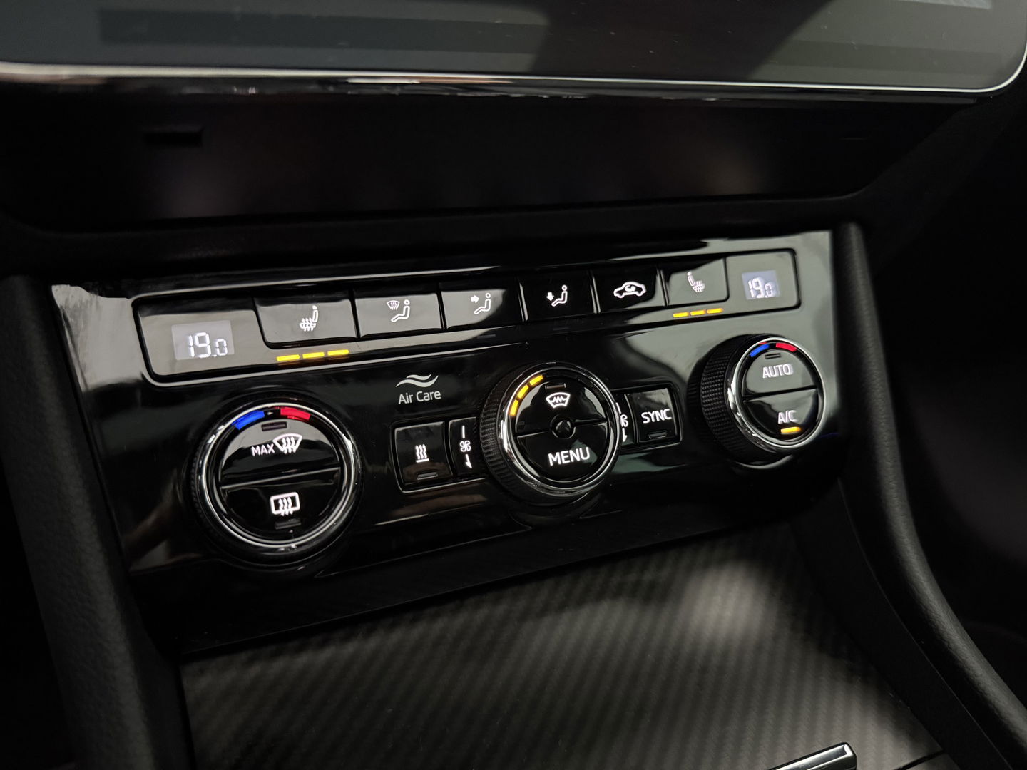 Škoda Superb Combi 1.4 TSI iV 218PK | SOH 90% | Pano | 360° | Virtual | Sfeerverl. | Memory | Canton | Camera | Carplay | Adap. Cruise