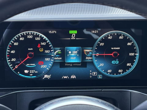 Mercedes-Benz EQC 400 4MATIC Business Solution AMG 80 kWh | HUD | Dikke uitvoering