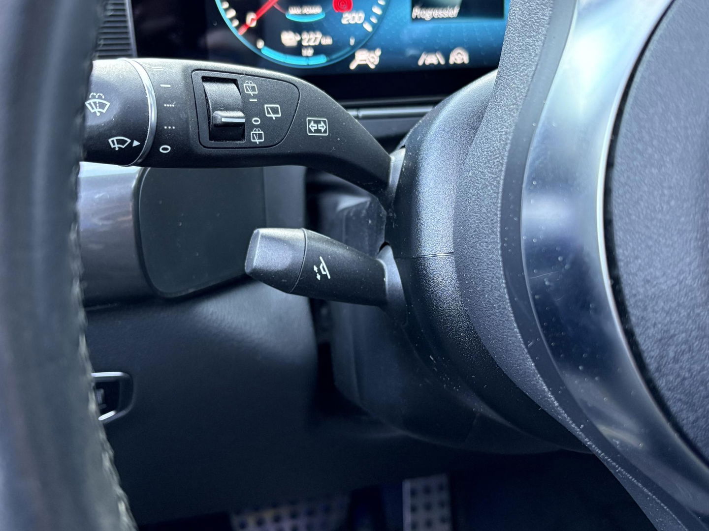 Mercedes-Benz EQC 400 4MATIC Business Solution AMG 80 kWh | HUD | Dikke uitvoering