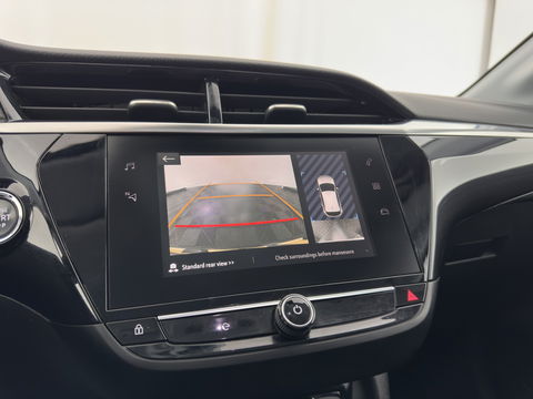 Opel CORSA-E Elegance 50 kWh [ 3-Fase ] {SOH-94%} (INCL-BTW) Aut. *FULL-LED | DIGI-COCKPIT | LEATHER-MICROFIBRE | NAVI-FULLMAP |  CAMERA | CARPLAY | ECC | KEYLESS | CRUISE | DAB | LANE-ASSIST | PDC | SPORT-SEATS | PRIVACY-GLASS | 16"ALU*