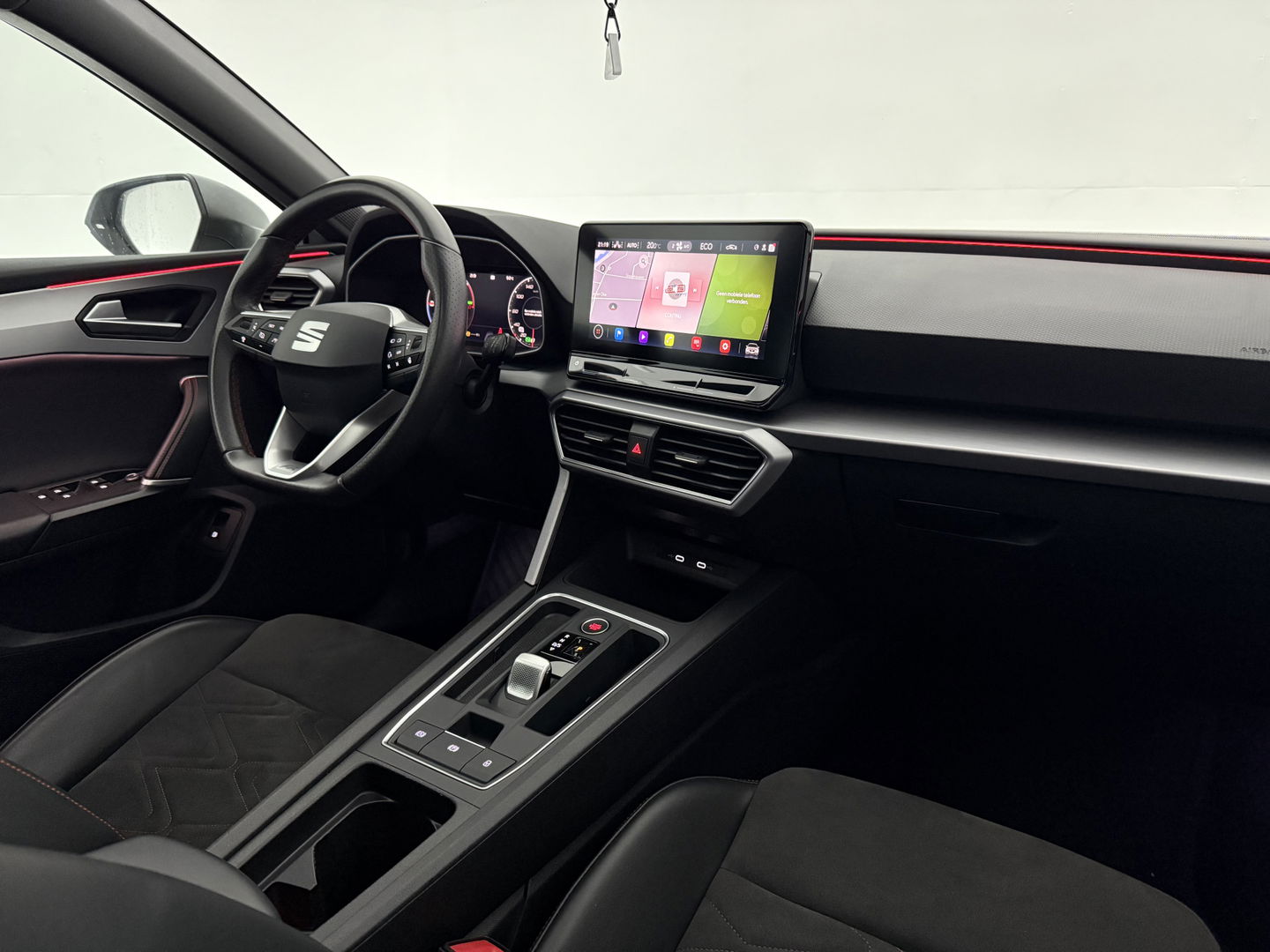 SEAT Leon 1.4 TSI eHybrid PHEV FR | SOH 93% | Pano | Sfeerverl. | Memory | Virtual | Camera | Carplay | Stoel/Stuurverw. | Keyless