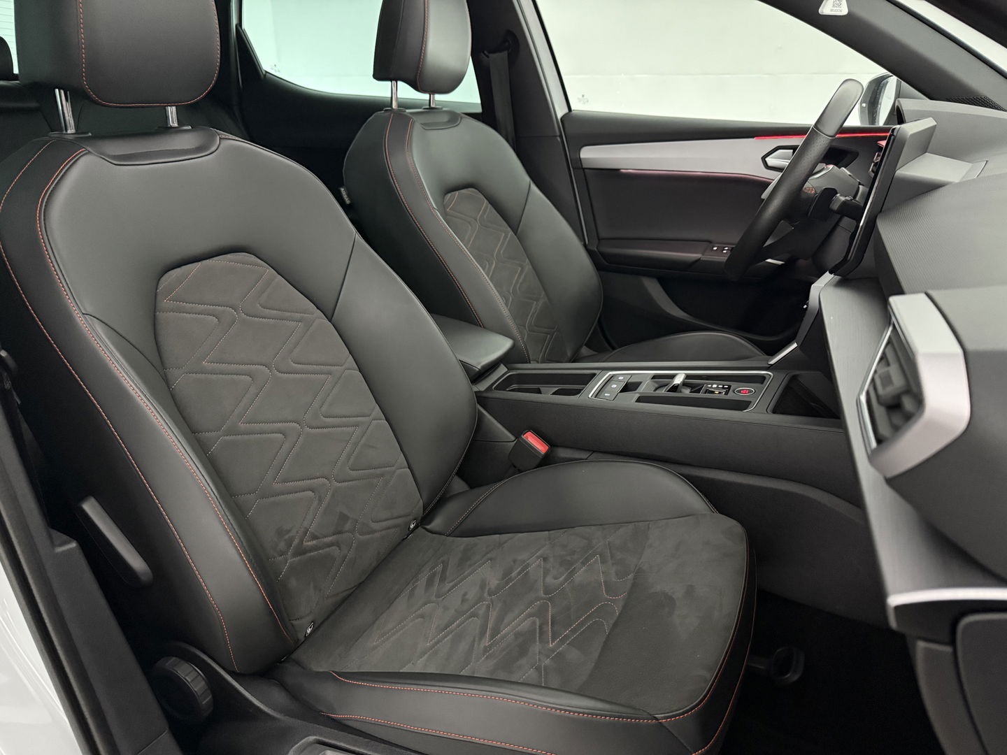 SEAT Leon 1.4 TSI eHybrid PHEV FR | SOH 93% | Pano | Sfeerverl. | Memory | Virtual | Camera | Carplay | Stoel/Stuurverw. | Keyless