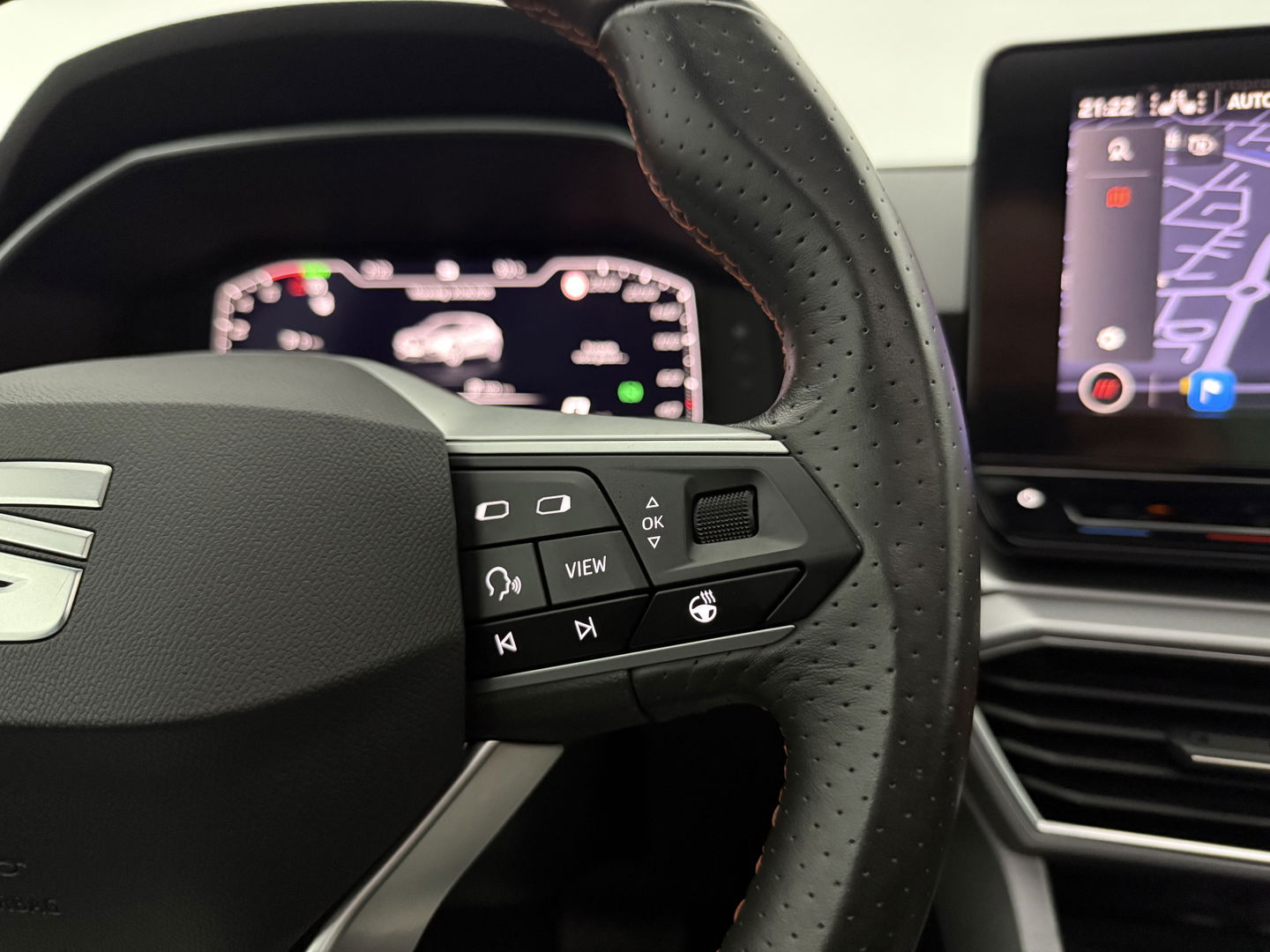 SEAT Leon 1.4 TSI eHybrid PHEV FR | SOH 93% | Pano | Sfeerverl. | Memory | Virtual | Camera | Carplay | Stoel/Stuurverw. | Keyless