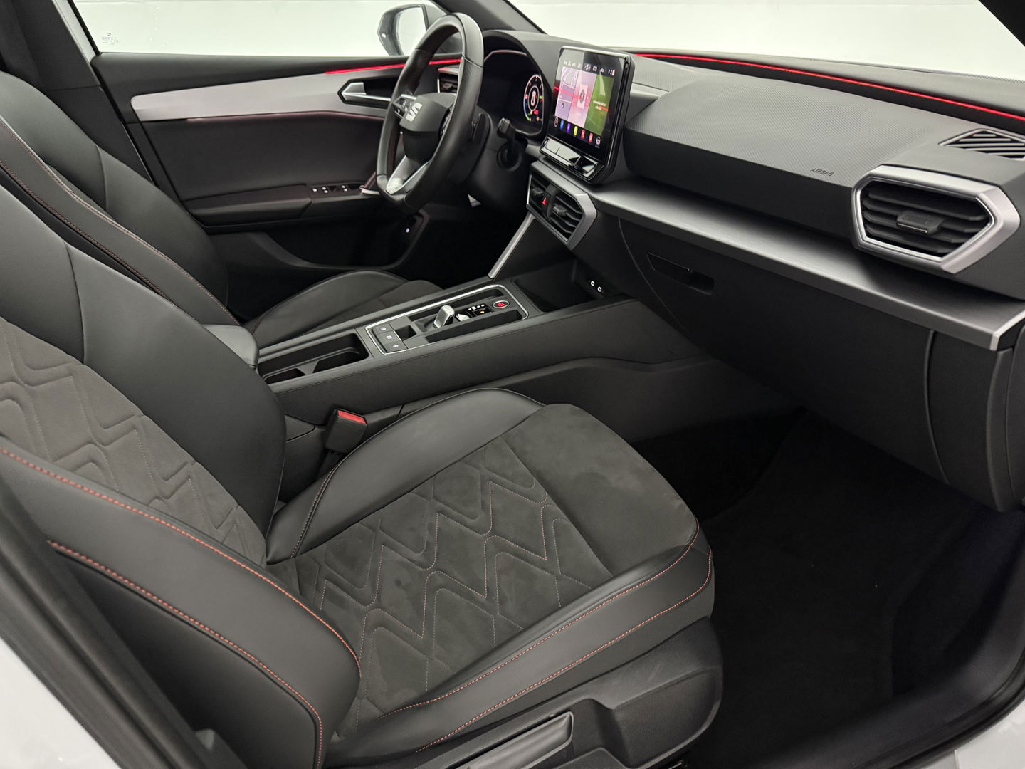 SEAT Leon 1.4 TSI eHybrid PHEV FR | SOH 93% | Pano | Sfeerverl. | Memory | Virtual | Camera | Carplay | Stoel/Stuurverw. | Keyless