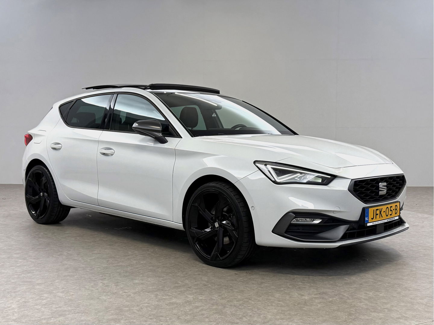SEAT Leon 1.4 TSI eHybrid PHEV FR | SOH 93% | Pano | Sfeerverl. | Memory | Virtual | Camera | Carplay | Stoel/Stuurverw. | Keyless
