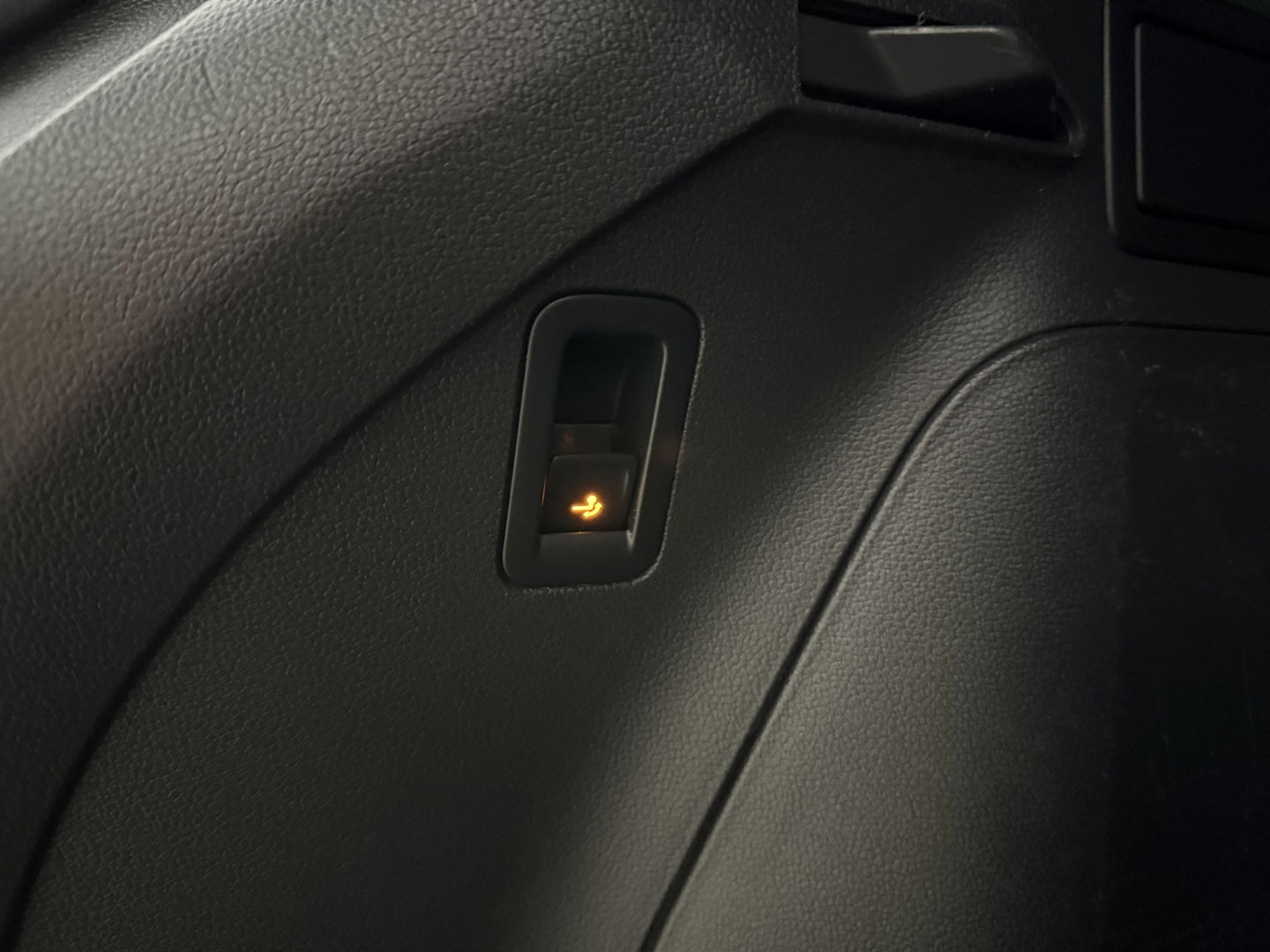 Volkswagen Tiguan 1.4 TSI eHybrid 225PK R-Line | SOH 93% | Pano | IQ Light | Virtual | Stuur/Stoelverw. | Adaptive Cruise | Carplay | Trekh.