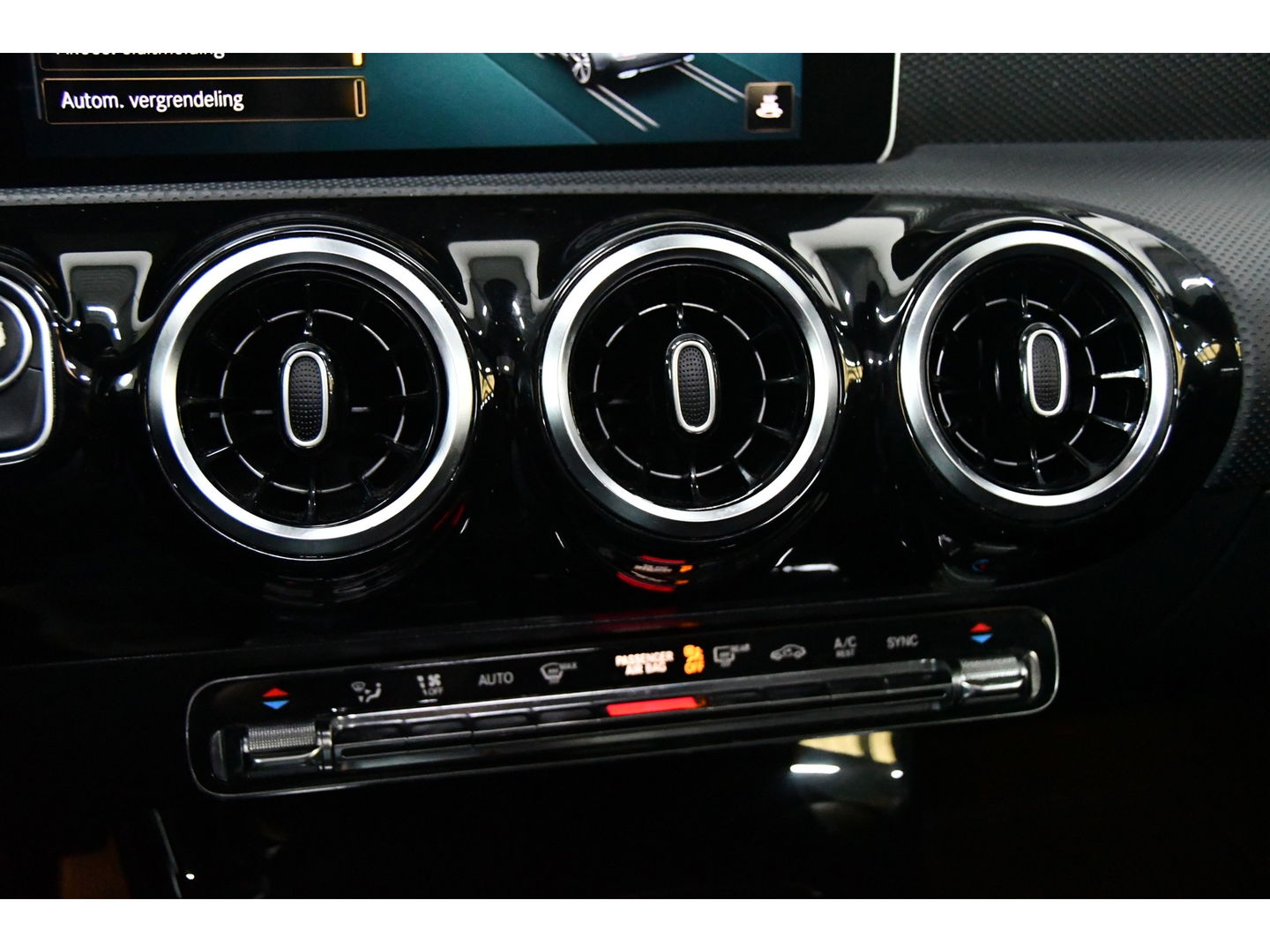 Mercedes-Benz A-Klasse 200 Business Solution, Pano, Applecarplay