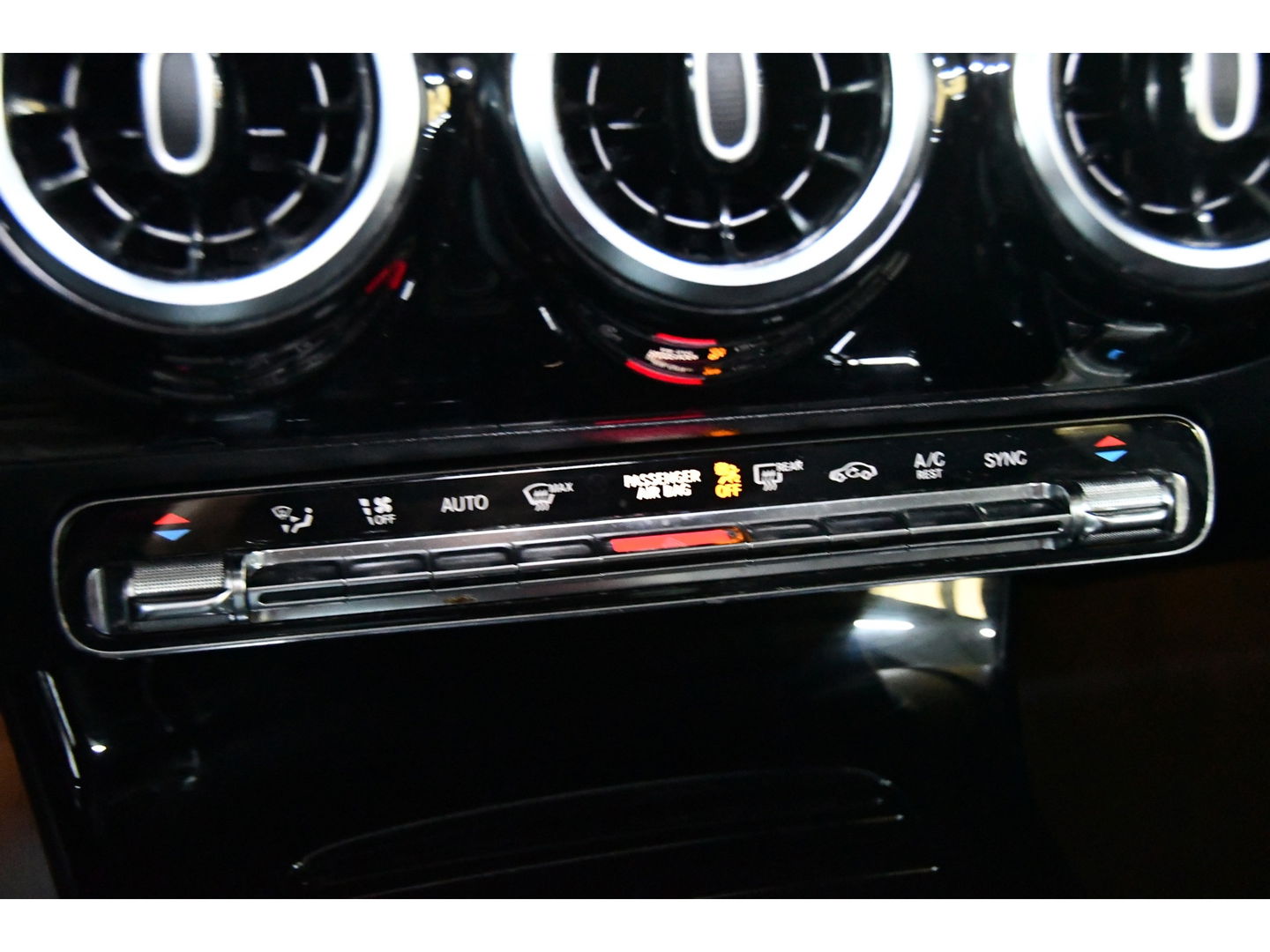 Mercedes-Benz A-Klasse 200 Business Solution, Pano, Applecarplay