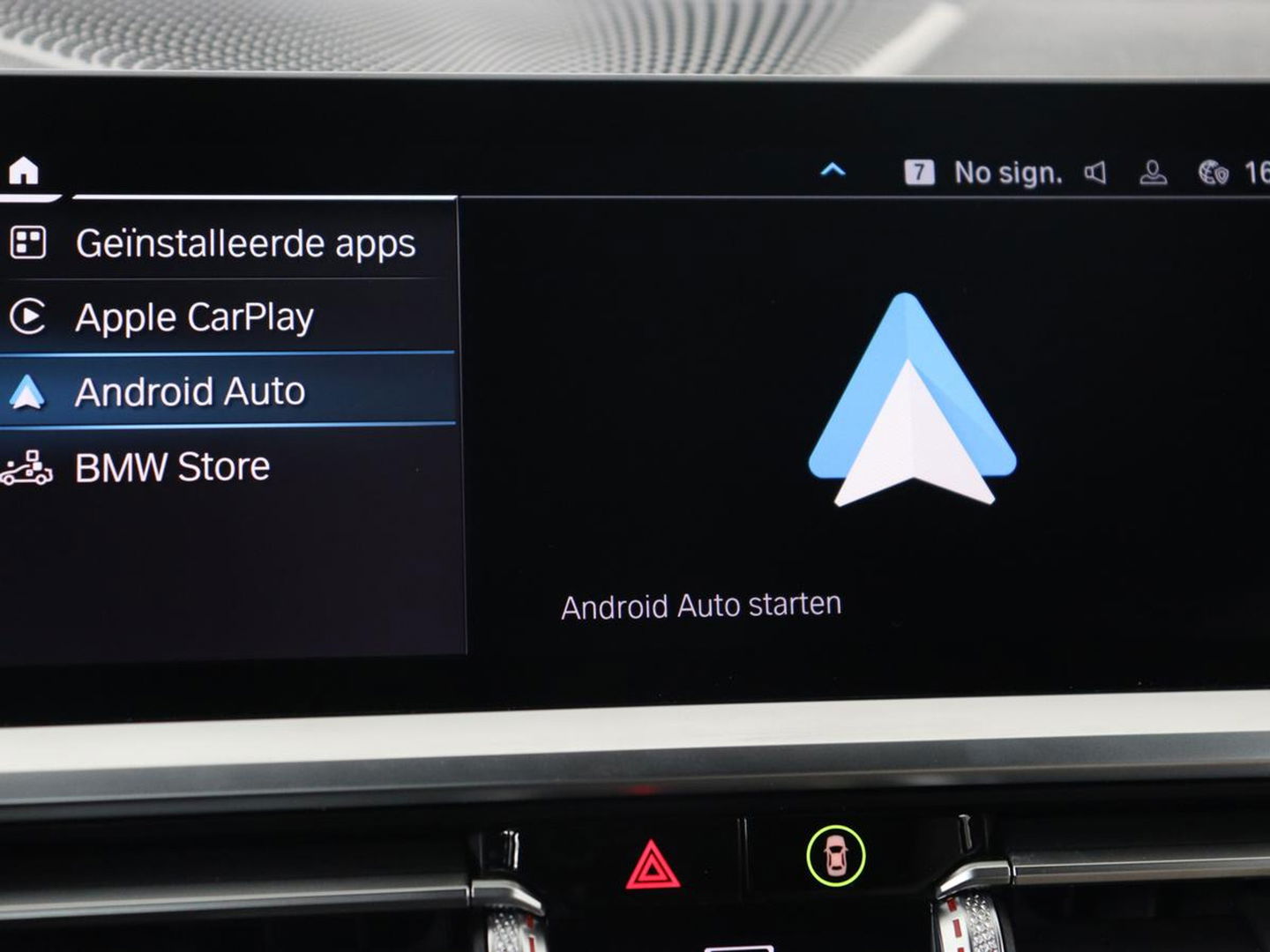 BMW 3-serie 320e M Sport | Adaptive cruise | Leder | Trekhaak | Stoelverwarming | 360 Camera | Laserlicht | Carplay | Sfeerverlichting | Live Cockpit | Keyless | Sportstoelen | DAB | Navigatie | PHEV | Plug In