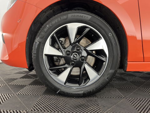 Opel CORSA-E Elegance 50 kWh [ 3-Fase ] {SOH-94%} (INCL-BTW) Aut. *FULL-LED | DIGI-COCKPIT | LEATHER-MICROFIBRE | NAVI-FULLMAP |  CAMERA | CARPLAY | ECC | KEYLESS | CRUISE | DAB | LANE-ASSIST | PDC | SPORT-SEATS | PRIVACY-GLASS | 16"ALU*
