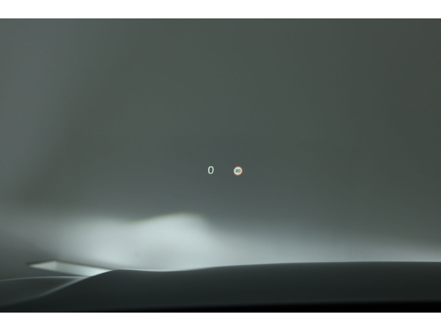 Volvo XC60 2.0 T6 Plug-in hybrid AWD Plus Dark | Luchtvering | Head-up | 360 camera | H&K Audio |  21 inch | Sportstoelen |