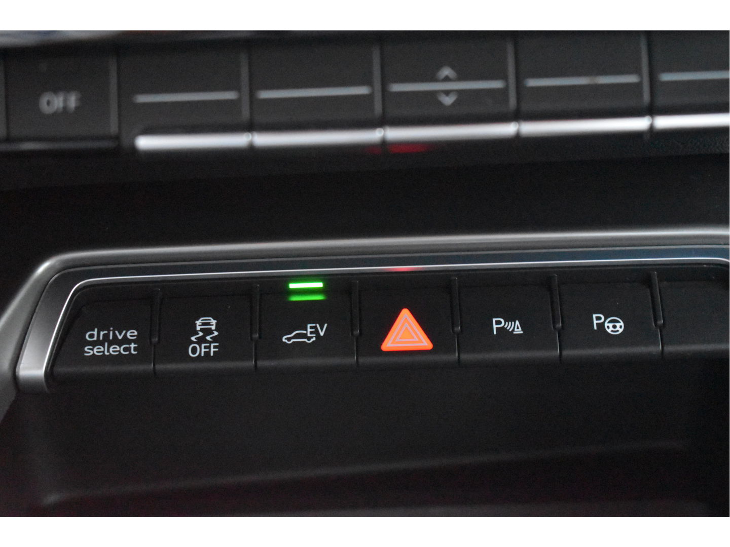 Audi A3 Sportback 40 TFSI e Business edition 204 pk | Camera | Navigatie | DAB | Virtual cockpit | Climate Control | Full LED