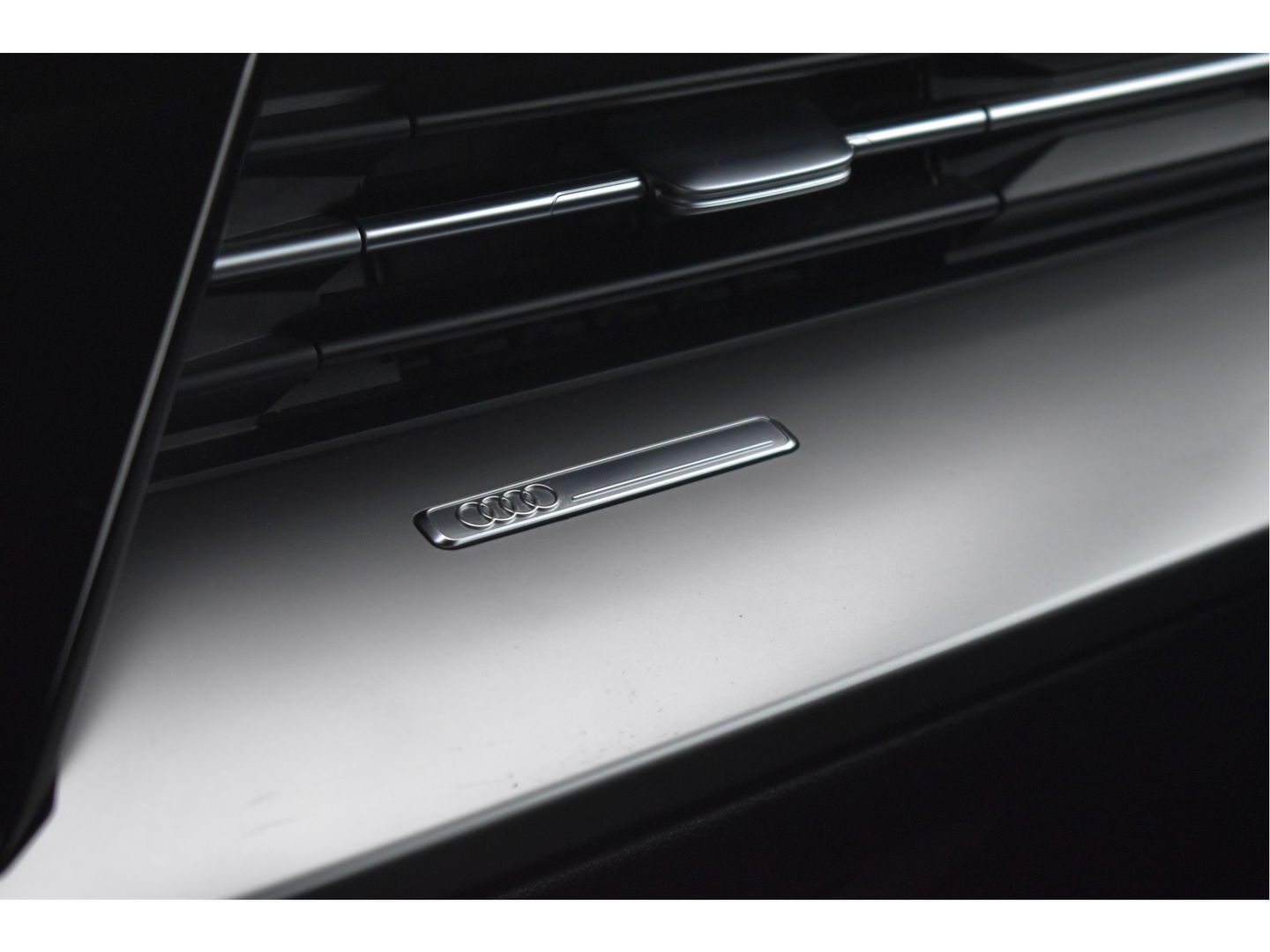 Audi A3 Sportback 40 TFSI e Business edition 204 pk | Camera | Navigatie | DAB | Virtual cockpit | Climate Control | Full LED