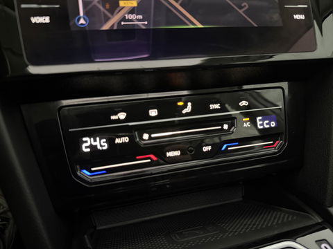 Volkswagen Passat Variant 1.4 TSI GTE PHEV 218PK | SOH 90% | Pano | Sfeerverl. | Camera | Adap. Cruise | Carplay