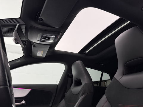 Mercedes-Benz CLA-Klasse 250 e AMG 218PK Shooting Brake | SOH 93% | Pano | Sfeerverl. | Virtual | Camera | Multibeam | Navi | NAP