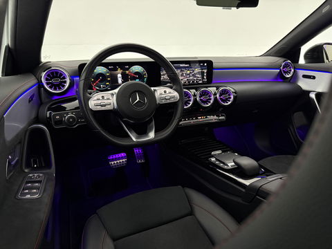 Mercedes-Benz CLA-Klasse 250 e AMG 218PK Shooting Brake | SOH 93% | Pano | Sfeerverl. | Virtual | Camera | Multibeam | Navi | NAP