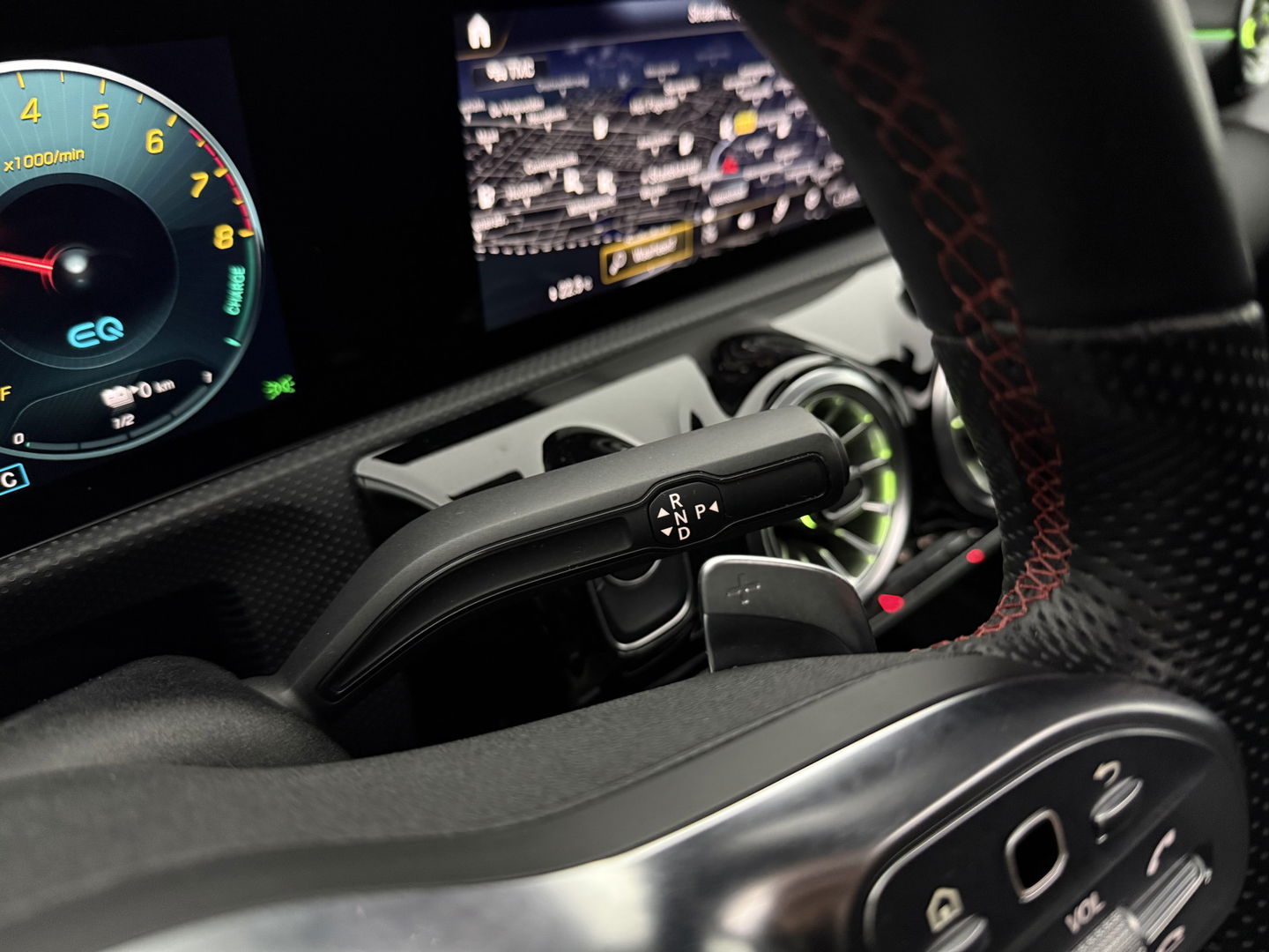 Mercedes-Benz CLA-Klasse 250 e AMG 218PK Shooting Brake | SOH 93% | Pano | Sfeerverl. | Virtual | Camera | Multibeam | Navi | NAP