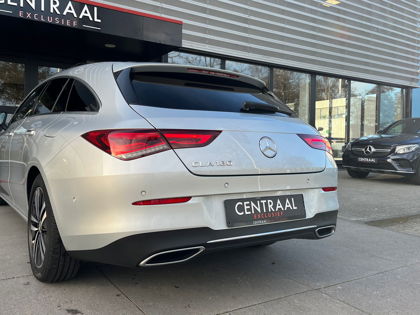 Mercedes-Benz CLA-Klasse Shooting Brake 180 Business Solution Luxury|Pano|Memory|Camera|Carplay|Leder|Keyless|Ambient Light|136PK
