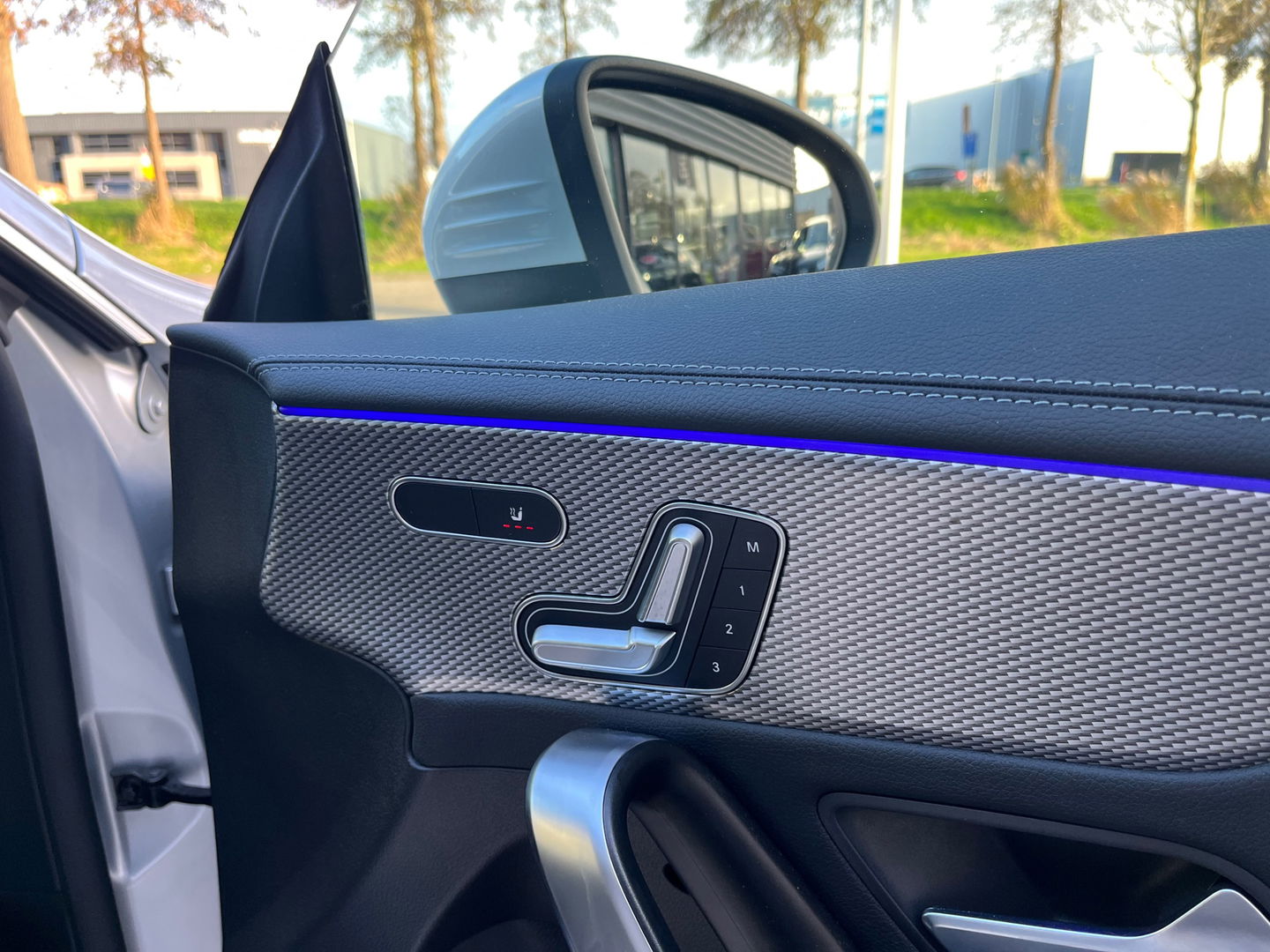 Mercedes-Benz CLA-Klasse Shooting Brake 180 Business Solution Luxury|Pano|Memory|Camera|Carplay|Leder|Keyless|Ambient Light|136PK