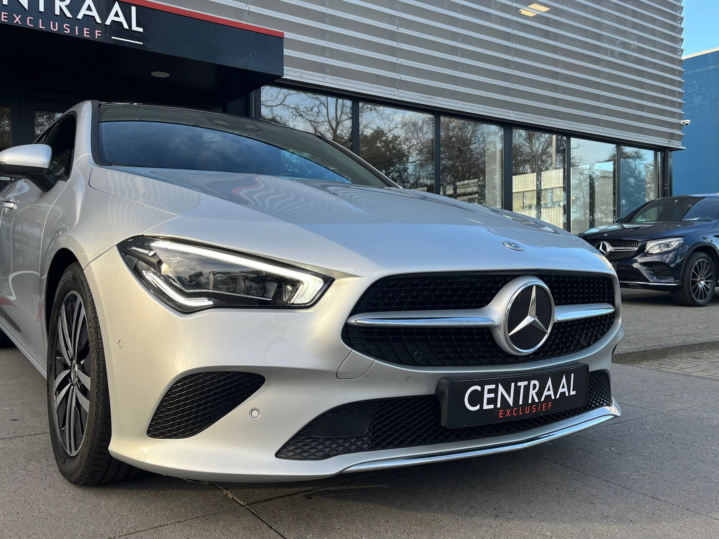 Mercedes-Benz CLA-Klasse Shooting Brake 180 Business Solution Luxury|Pano|Memory|Camera|Carplay|Leder|Keyless|Ambient Light|136PK