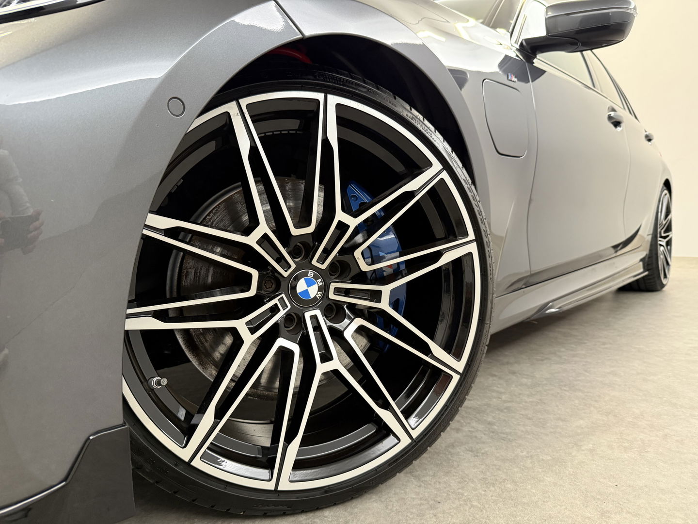 BMW 3 Serie Touring 330e High Executive M-Sport | Pano | H/K | Sfeer | HuD | Virtual | Carplay | Camera | Adap. Cruise | Navi