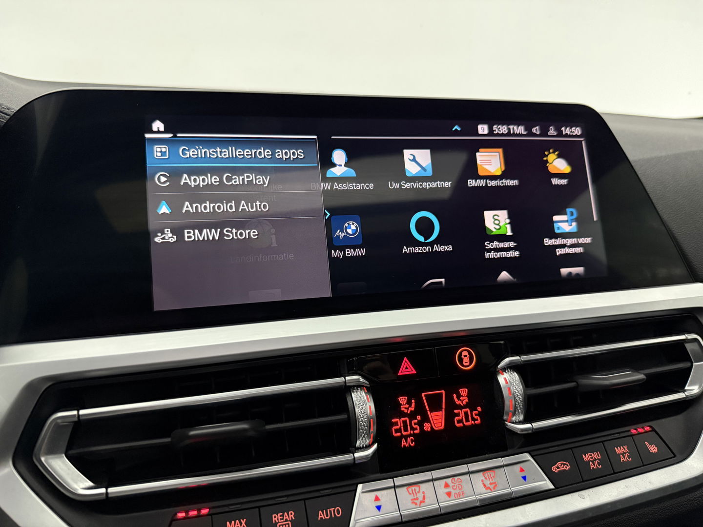 BMW 3 Serie Touring 330e High Executive M-Sport | Pano | H/K | Sfeer | HuD | Virtual | Carplay | Camera | Adap. Cruise | Navi