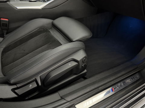 BMW 3 Serie Touring 330e High Executive M-Sport | Pano | H/K | Sfeer | HuD | Virtual | Carplay | Camera | Adap. Cruise | Navi