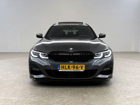 BMW 3 Serie Touring 330e High Executive M-Sport | Pano | H/K | Sfeer | HuD | Virtual | Carplay | Camera | Adap. Cruise | Navi