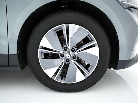 Škoda Enyaq iV 60 [ 3-Fase ] {SOH-87%} (INCL.BTW) *PANO | FULL-LED | DIGI-COCKPIT | CAMERA | KEYLESS | NAVI-FULLMAP | PRIVACY-GLASS | AMBIENT-LIGHT | ECC | PDC | CRUISE | 19''ALU | TOWBAR*