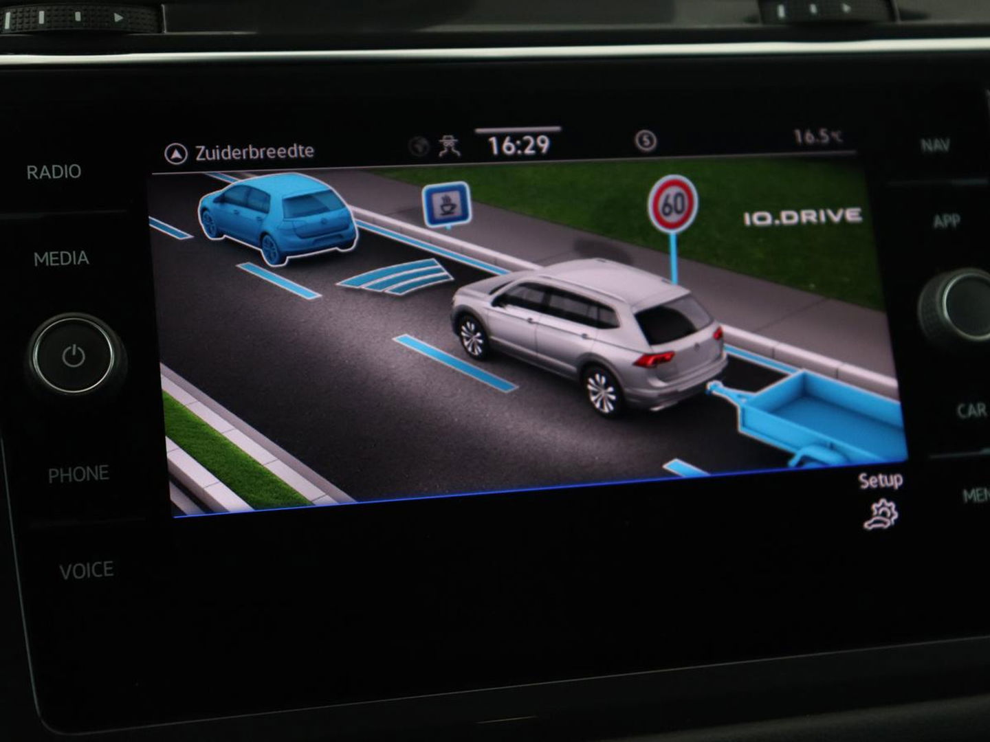 Volkswagen Tiguan Allspace 1.5 TSI R Line | Trekhaak | Camera | Full LED | Adaptive cruise | Virtual Cockpit | Park Assist | Carplay | Navigatie | Keyless | Climate control | 19'' lichtmetalen velgen