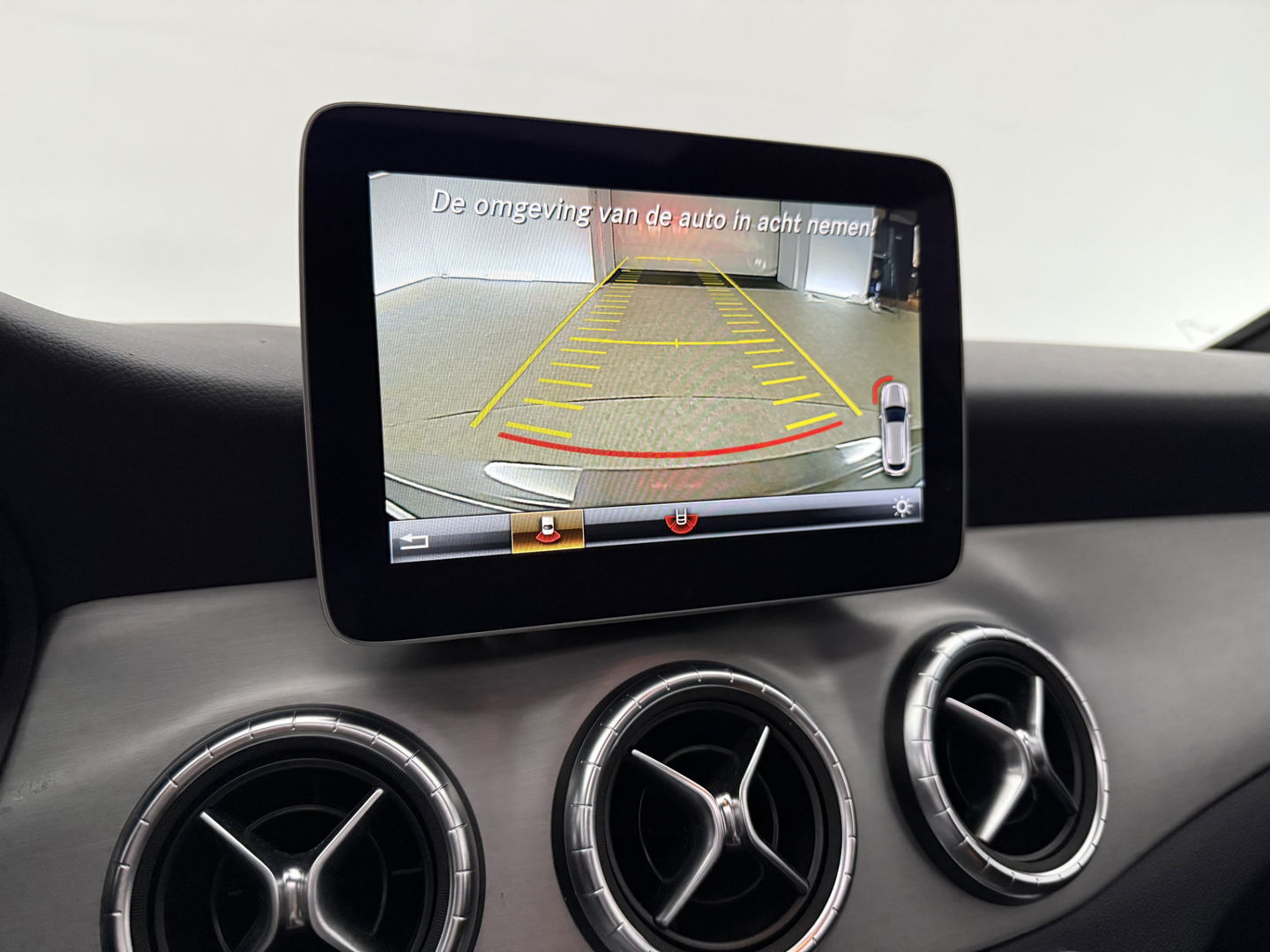 Mercedes-Benz CLA-Klasse 180 AMG Night Upgrade | Pano | Camera | LED | Cruise | Navi | Stoelverw. | NAP