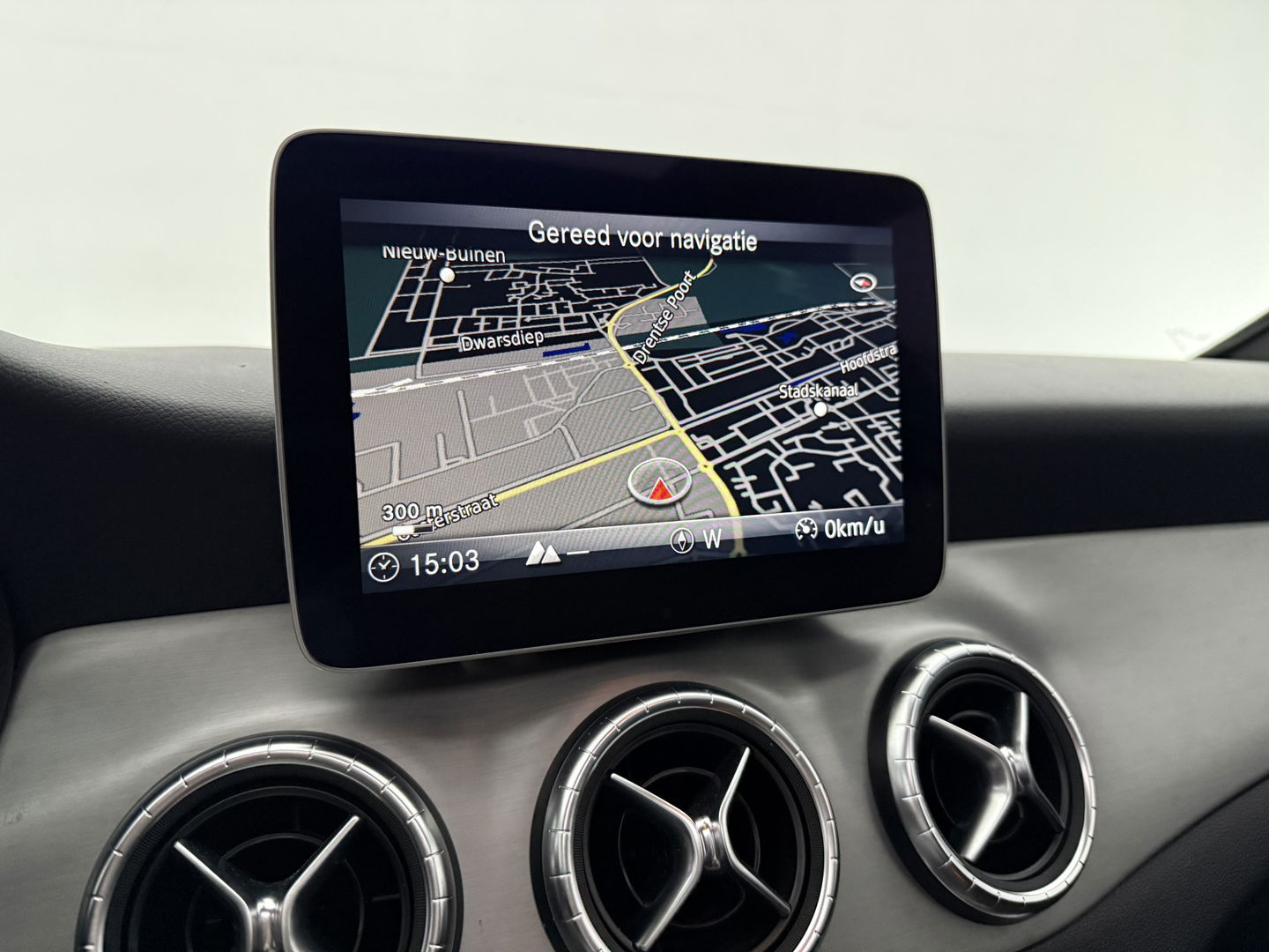 Mercedes-Benz CLA-Klasse 180 AMG Night Upgrade | Pano | Camera | LED | Cruise | Navi | Stoelverw. | NAP