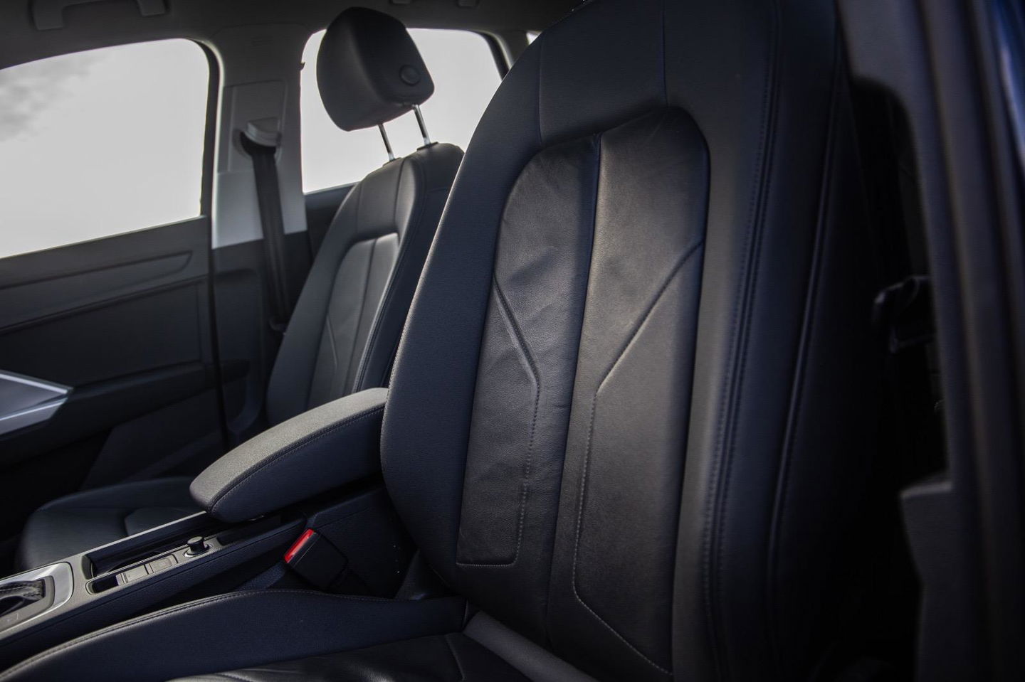 Audi Q3 45 TFSI e edition AUTOMAAT / PLUG IN HYBRID / STOELVERWARMING / LEER / VIRTUAL COCKPIT / CRUISE CONTROLE / DEALER ONDERHOUDEN