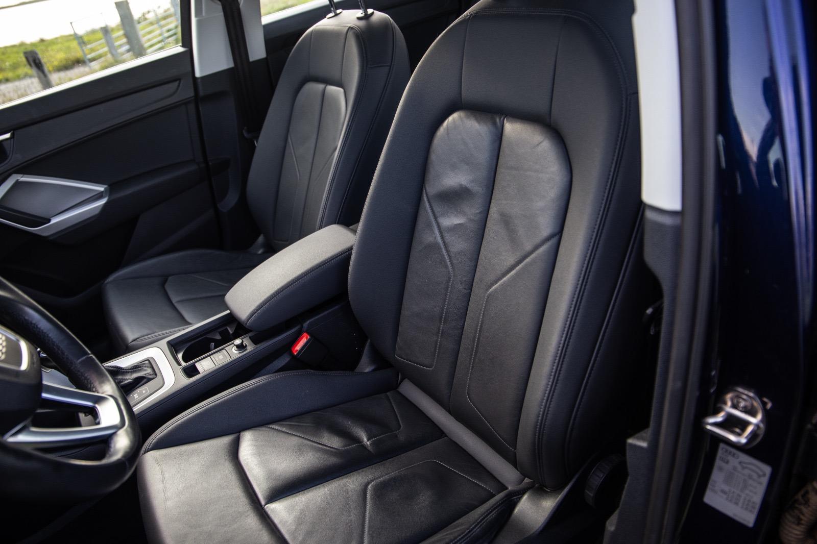 Audi Q3 45 TFSI e edition AUTOMAAT / PLUG IN HYBRID / STOELVERWARMING / LEER / VIRTUAL COCKPIT / CRUISE CONTROLE / DEALER ONDERHOUDEN