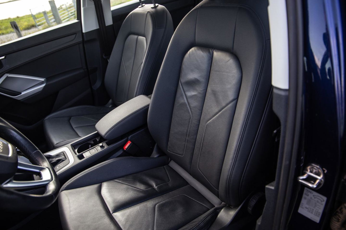 Audi Q3 45 TFSI e edition AUTOMAAT / PLUG IN HYBRID / STOELVERWARMING / LEER / VIRTUAL COCKPIT / CRUISE CONTROLE / DEALER ONDERHOUDEN