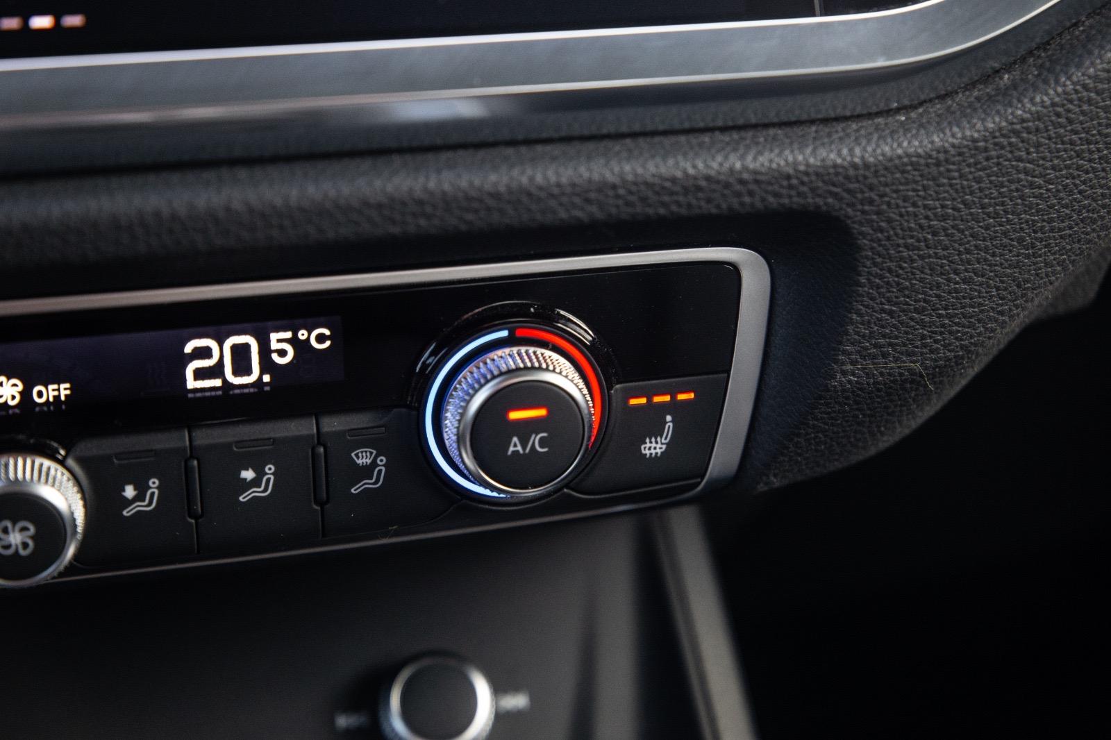 Audi Q3 45 TFSI e edition AUTOMAAT / PLUG IN HYBRID / STOELVERWARMING / LEER / VIRTUAL COCKPIT / CRUISE CONTROLE / DEALER ONDERHOUDEN