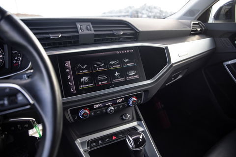 Audi Q3 45 TFSI e edition AUTOMAAT / PLUG IN HYBRID / STOELVERWARMING / LEER / VIRTUAL COCKPIT / CRUISE CONTROLE / DEALER ONDERHOUDEN