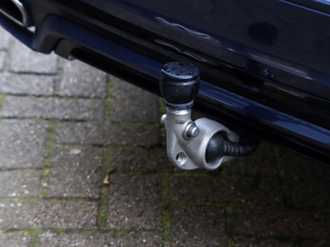 Volvo V60 T8 AWD Plus Dark 455pk 360 Cam PanoDak Harman Kardon Trekhaak