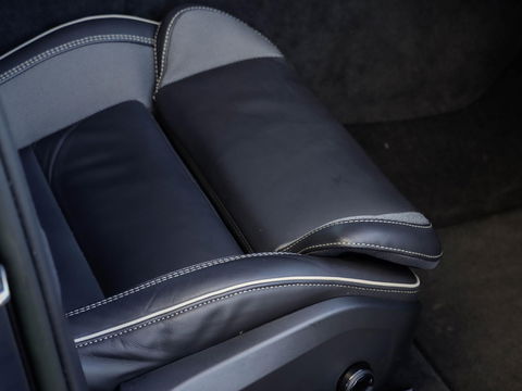 Volvo V60 T8 AWD Plus Dark 455pk 360 Cam PanoDak Harman Kardon Trekhaak