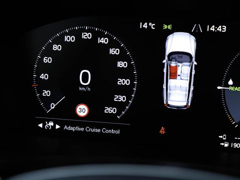 Volvo V60 T8 AWD Plus Dark 455pk 360 Cam PanoDak Harman Kardon Trekhaak